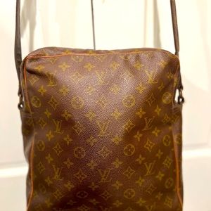 Authentic Vintage LV MARCEAU messenger bag